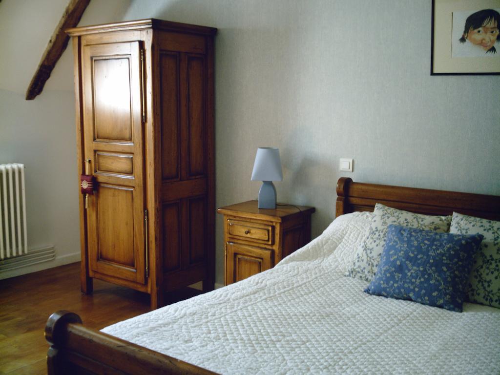 Chambre D'Hotes La Maison De Barrouze Bed and Breakfast Salers Exterior foto